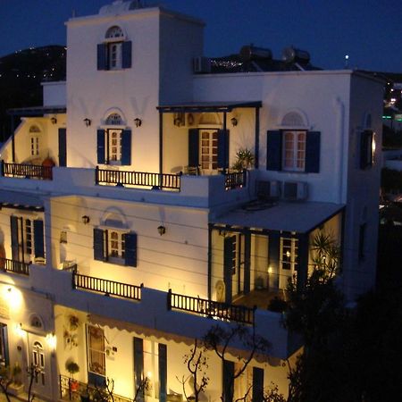 Boussetil Rooms Capanmat Tinos ภายนอก รูปภาพ