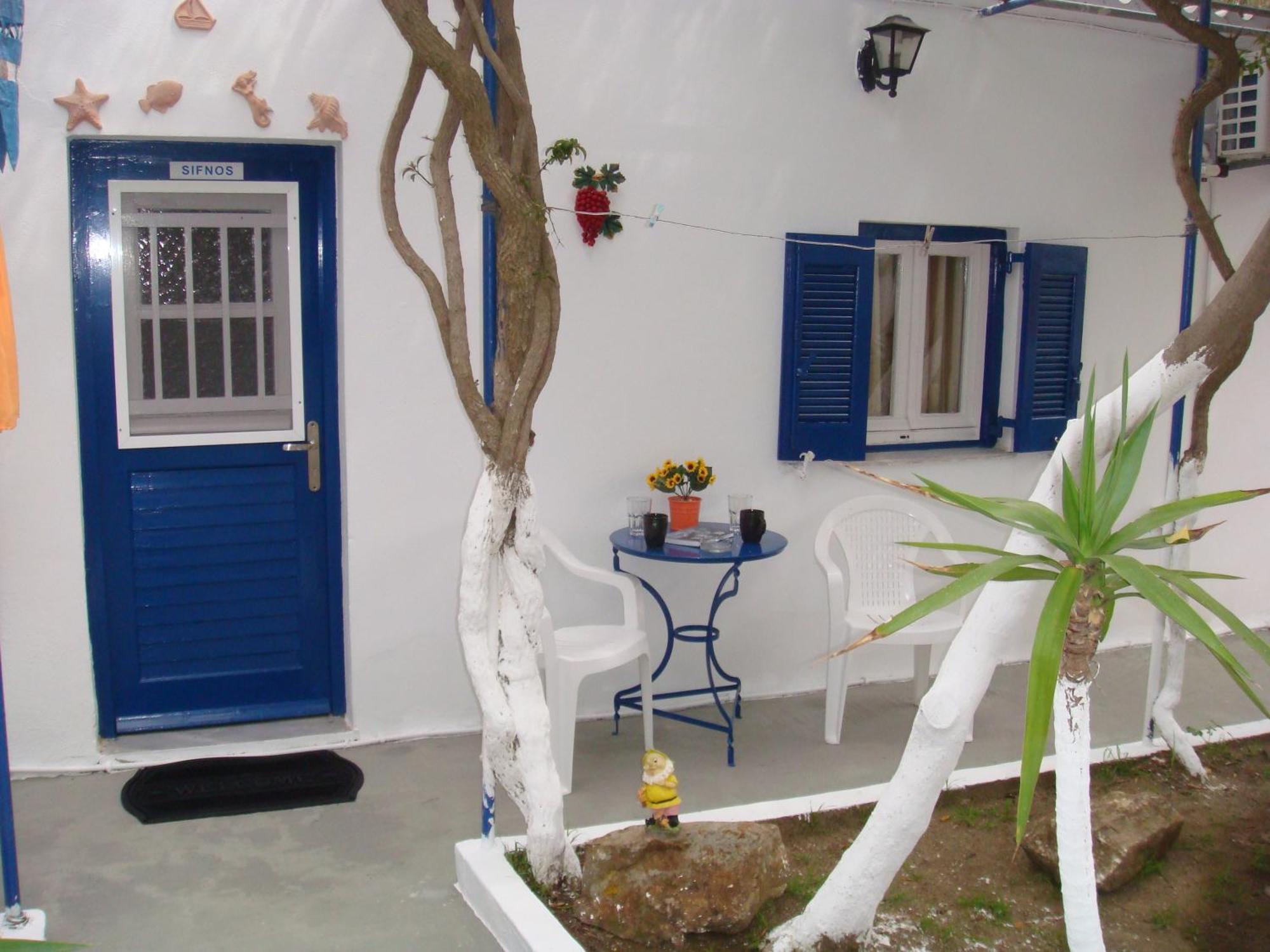 Boussetil Rooms Capanmat Tinos ภายนอก รูปภาพ