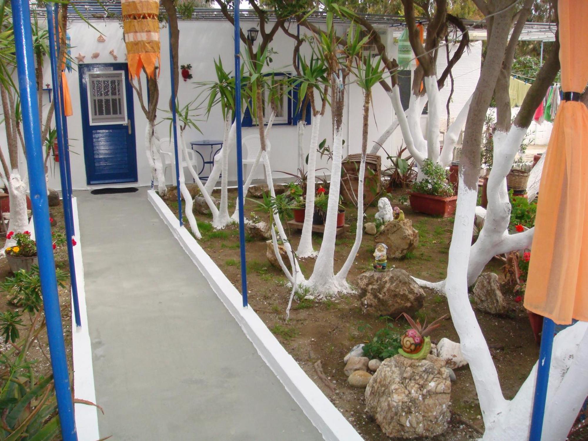 Boussetil Rooms Capanmat Tinos ภายนอก รูปภาพ
