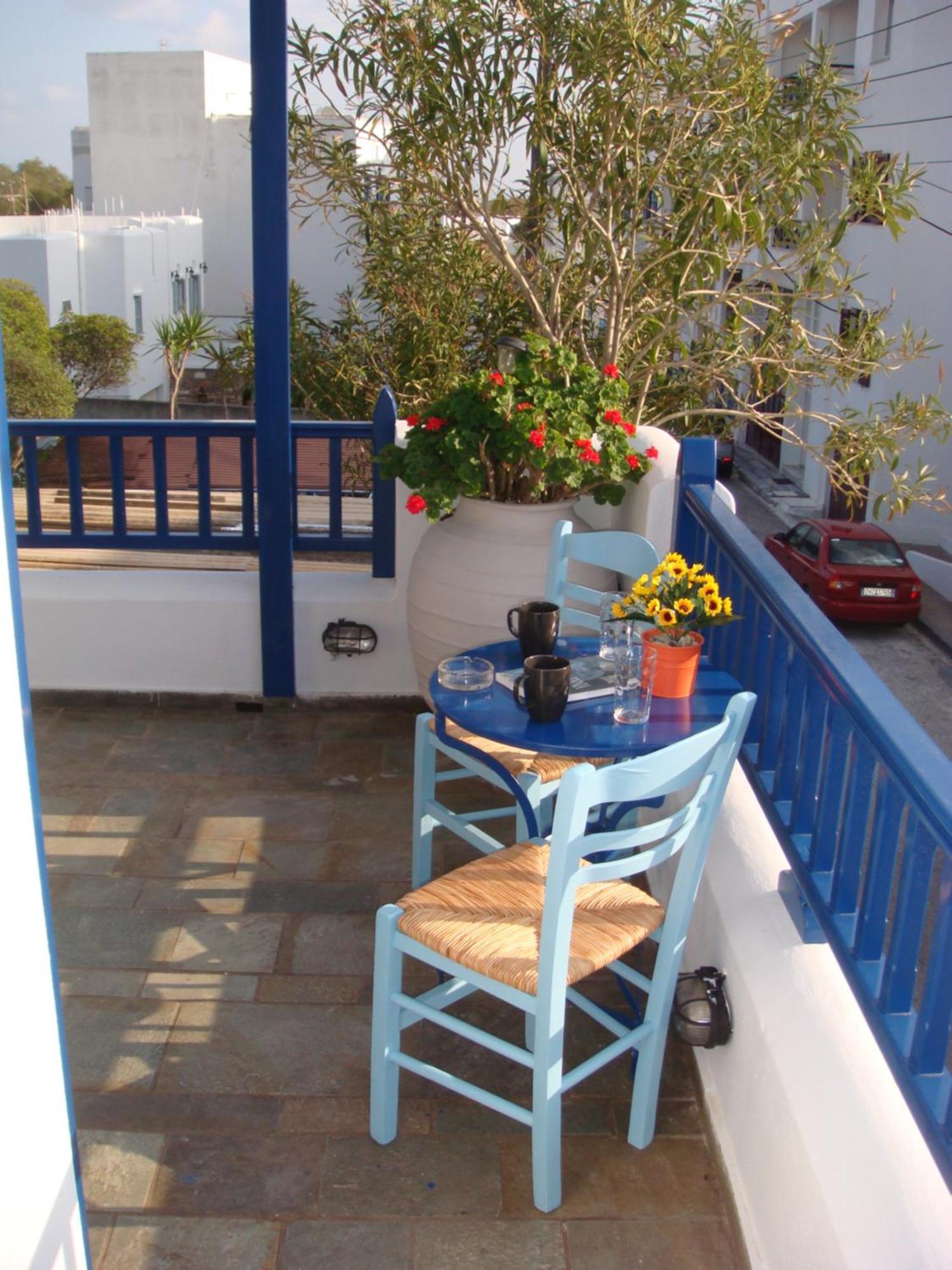 Boussetil Rooms Capanmat Tinos ภายนอก รูปภาพ