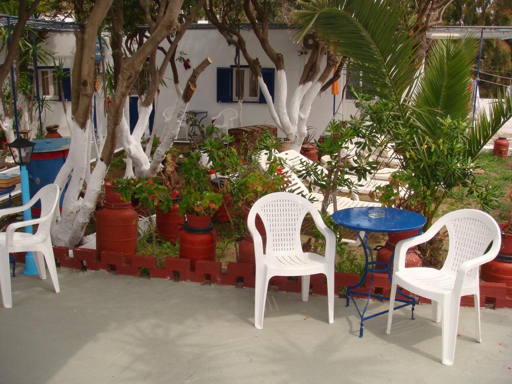 Boussetil Rooms Capanmat Tinos ภายนอก รูปภาพ